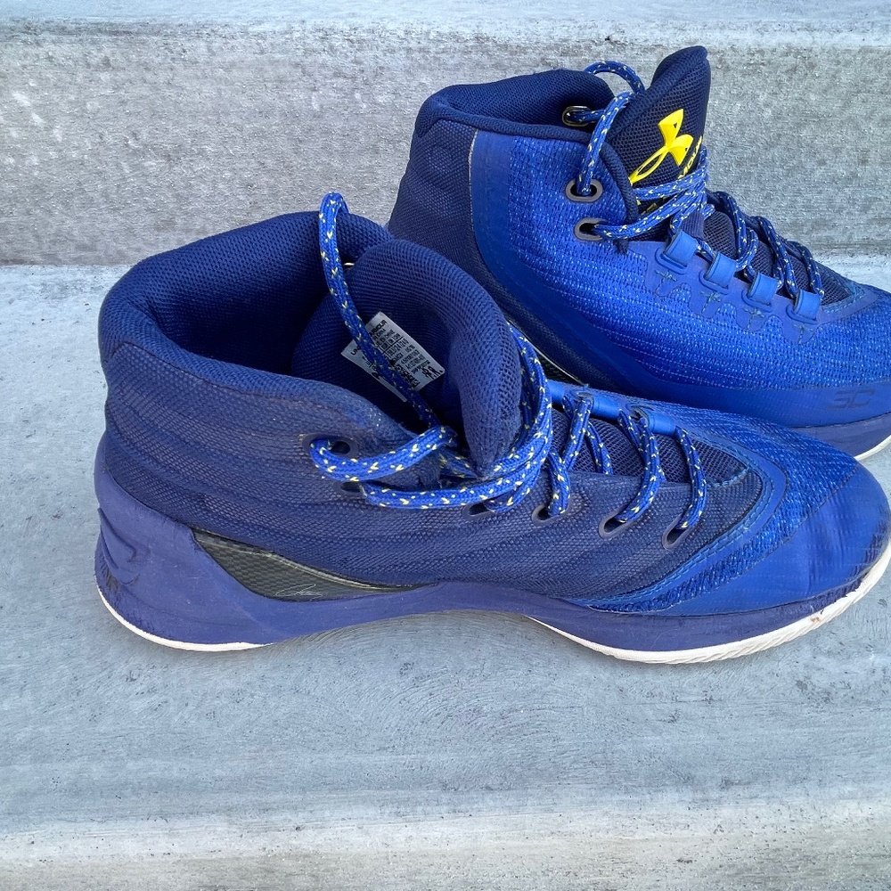 Curry’s